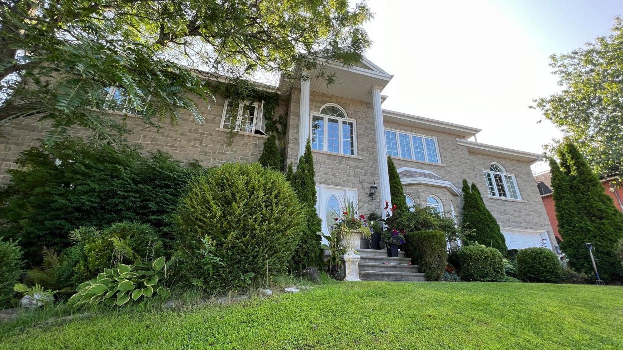 Gite Du Cameleon Sherbrooke Exterior foto